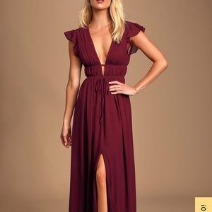 Lulus maxi dress, never worn, tags are still on